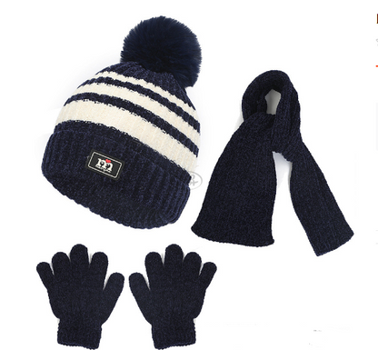 Ensemble enfant bonnet gants écharpe