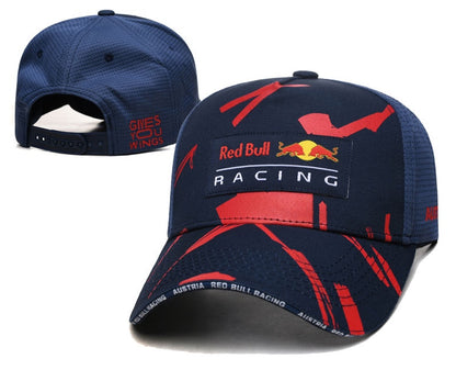 Casquette à l'éffigie de marques (redbull, mercedes etc...)